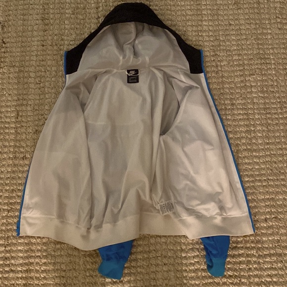 Nike windbreaker - Picture 3 of 8